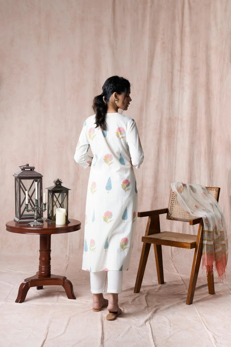 GoSriKi  GoSriKi Women's Cotton Blend Straight Printed Kurta with Pant & Dupatta (Nairiti White-GS_XL_White_X-Large) for Women | Best Price UAE